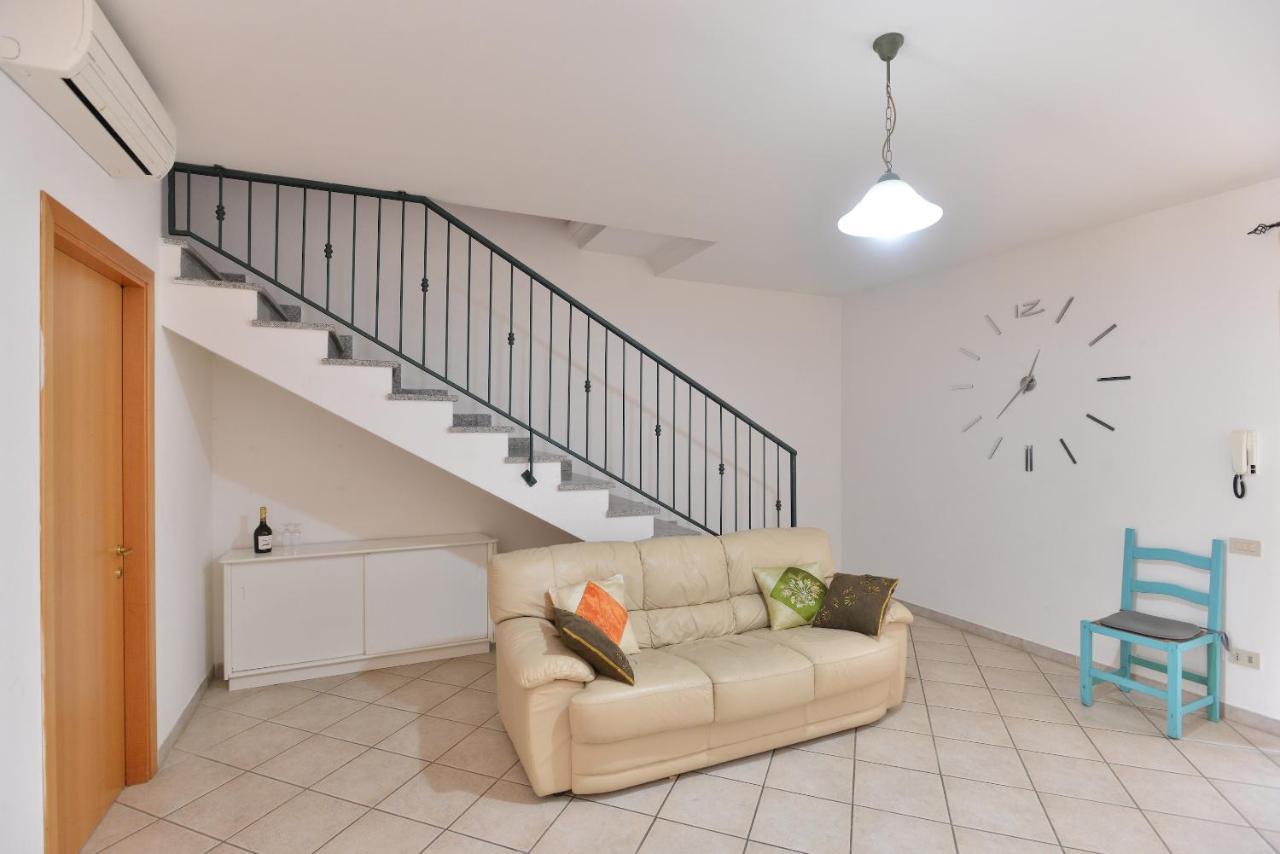 Izzhome Comfort Pula Bagian luar foto